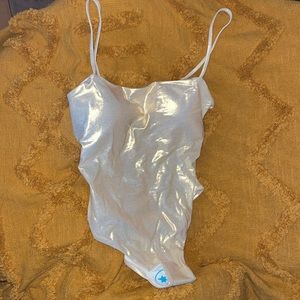 - MELISSA ODABASH - MAUI GOLD 1 PC- SIZE US- 10 - NWT- NEVER WORN